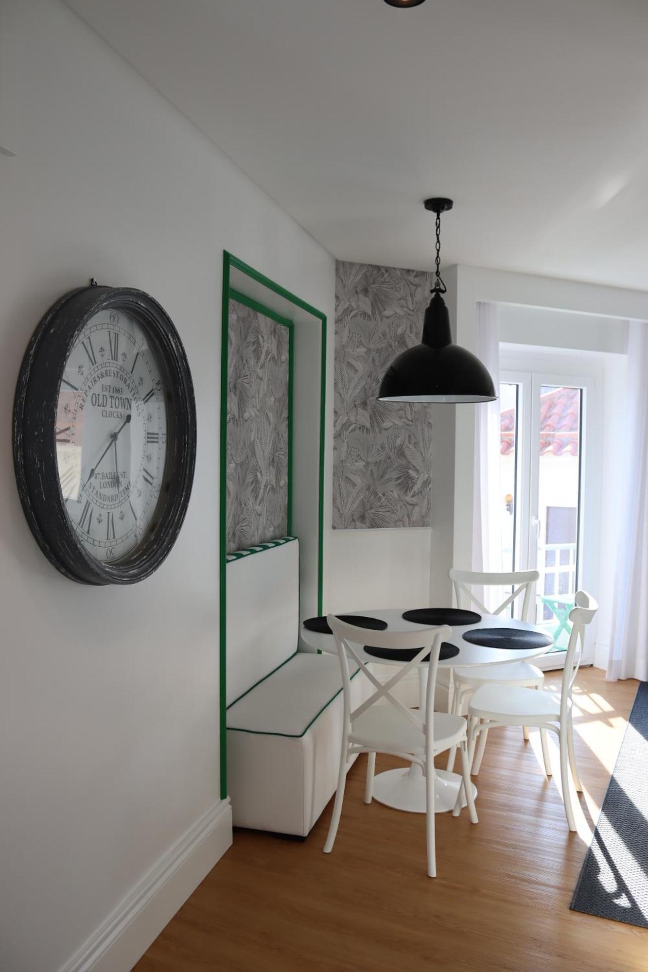 Casa "Vo Lando" - Nazare - Alojamento Local ภายนอก รูปภาพ
